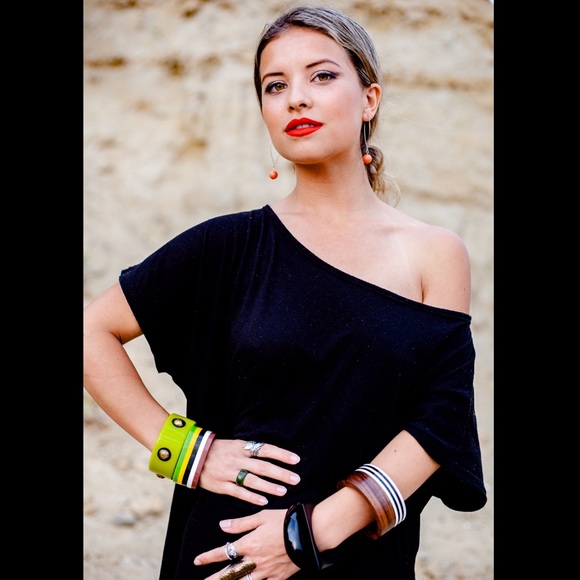 Handmade! Wide Vintage Repro Chunky Bangle! 2 left - Picture 8 of 8